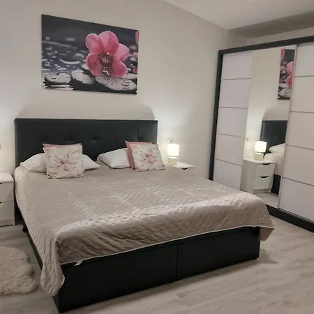 Tatil Evi Stone House Blaca