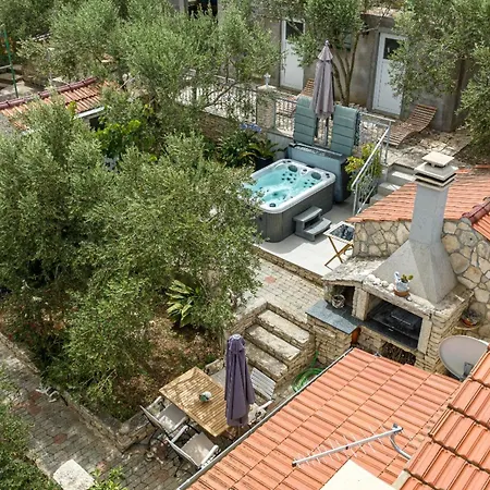 Дом отдыха Stone House Blaca Blato (Korcula)