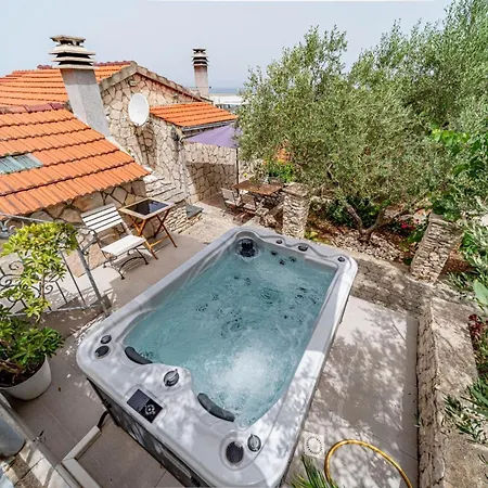 Stone House Blaca