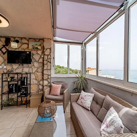 Stone House Blaca