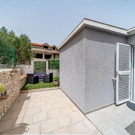 Stone House Blaca Tatil Evi *