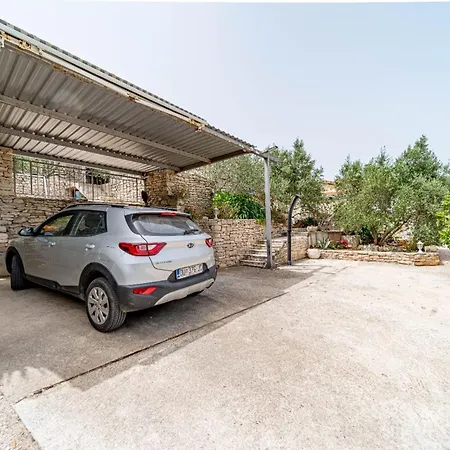 Dom wakacyjny Stone House Blaca