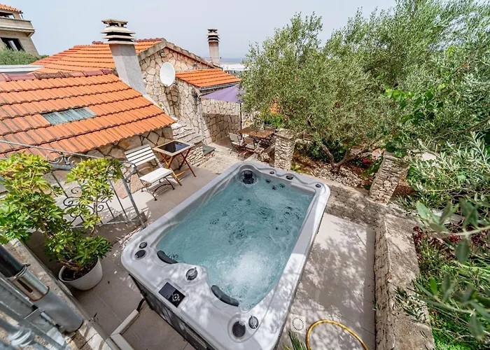 Stone House Blaca