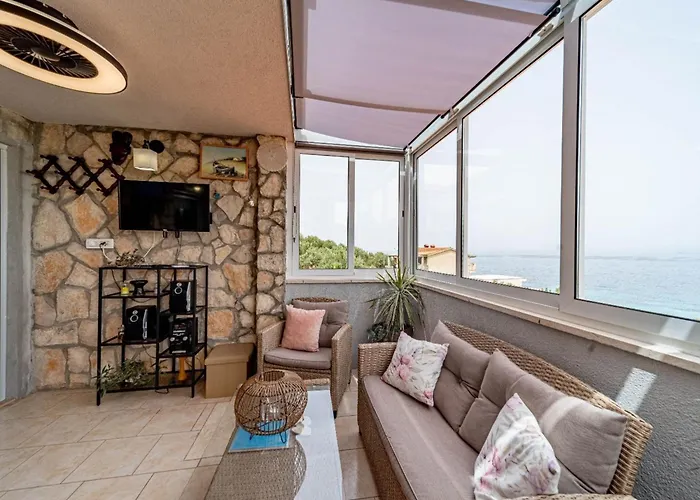 Stone House Blaca