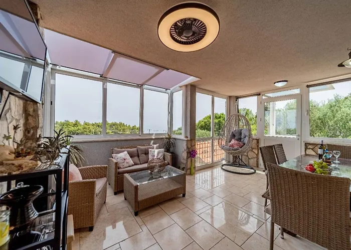 Dom wakacyjny Stone House Blaca