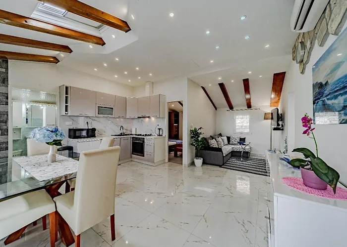 Stone House Blaca Dom wakacyjny *