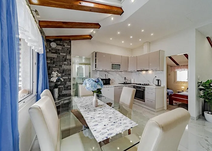 Stone House Blaca